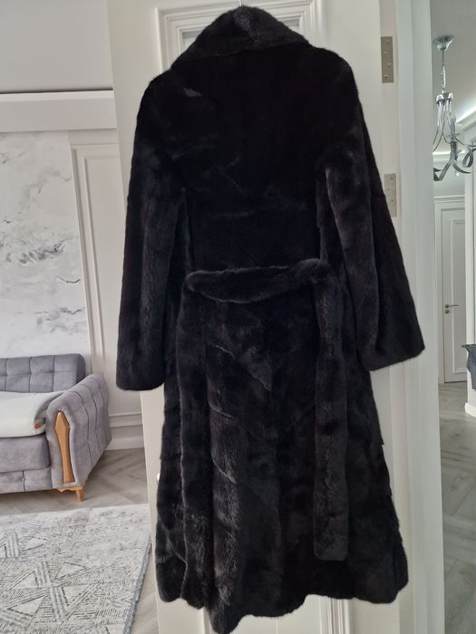 Продам шубу, одевала 2 раза, новая