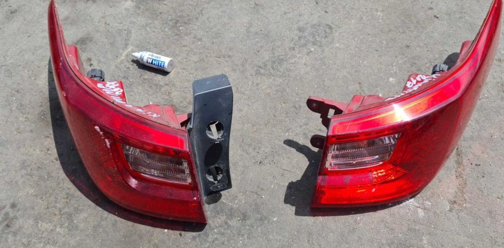 Stop Stanga Dreapta Kia Optima an 2016 suv