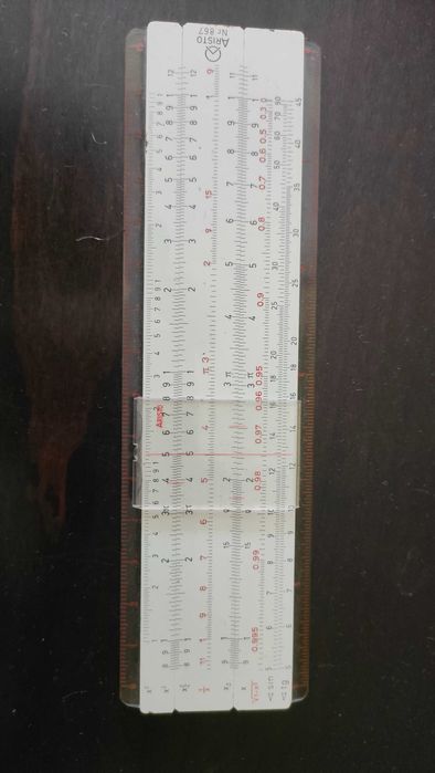 Продавам логаритмична линийка Aristo 867 + bonus