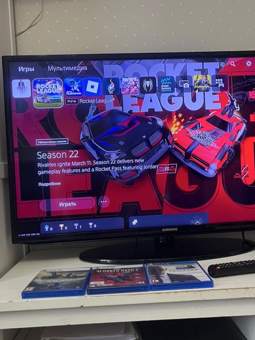 Продаю PLAYSTATION 5 с играми