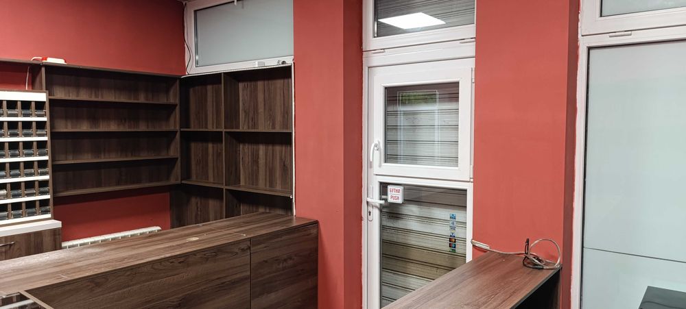 Дава се под наем Магазин в Елин Пелин - 28 кв.м за 510 € - Снимка #16