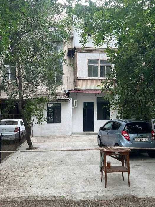 (М) Продаётся квартира под коммерческое помещение. Метро Минор.