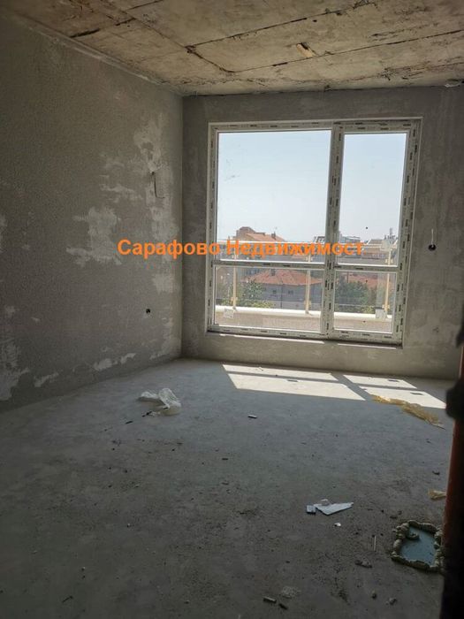 Продава се Тристаен апартамент в Бургас, Сарафово - 163 кв.м за 1000 €/кв.м - Снимка #5