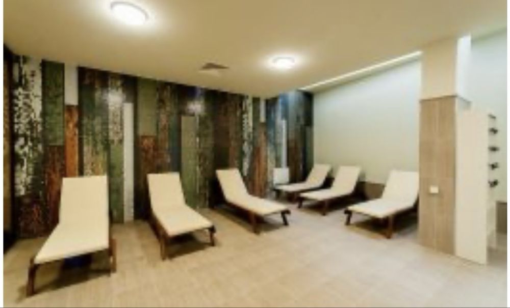 Продава хотел в гр. Павел баня