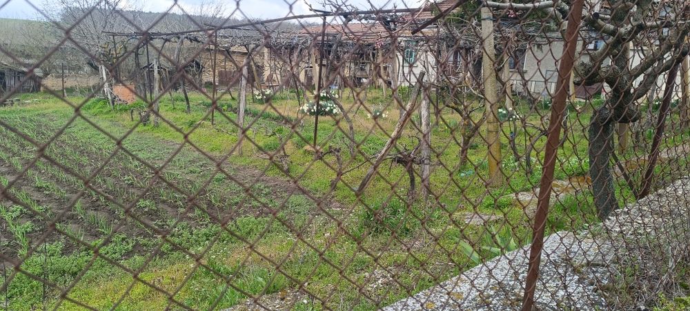 Селски имот къща!