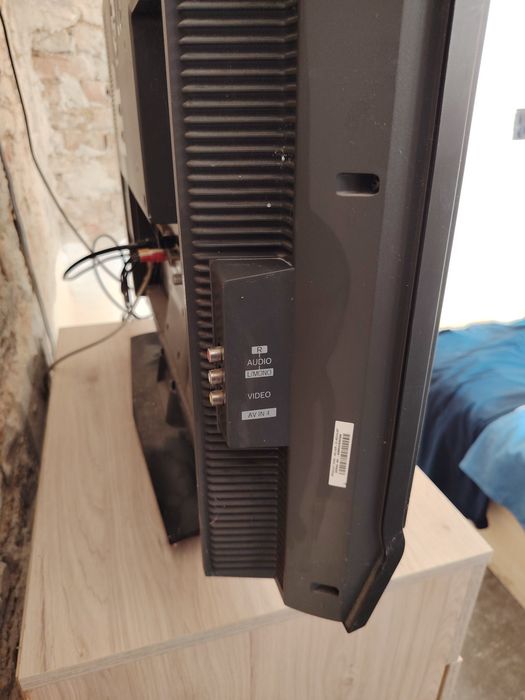 Телевизор LG 32 инча LCD