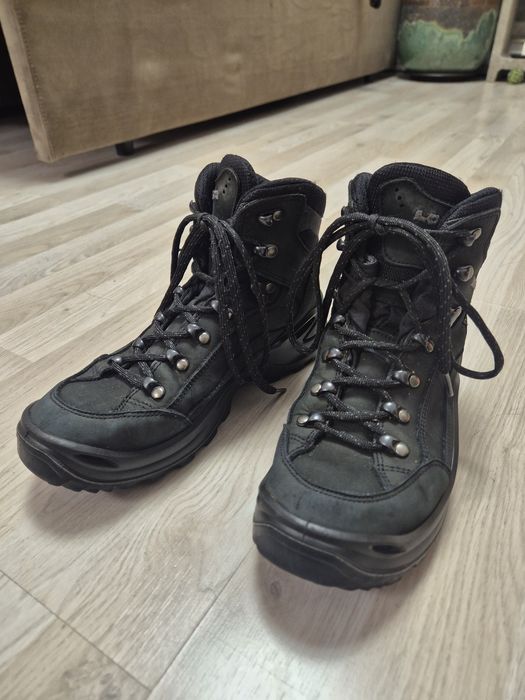 Bocanci Lowa Renegade GTX Mid