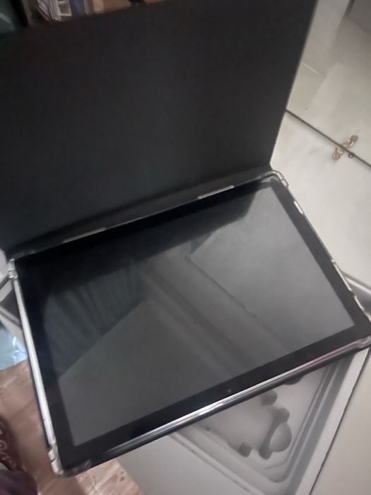 Продам планшеттт