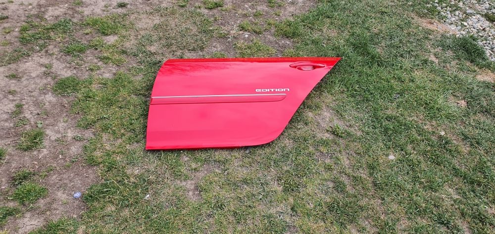 Fata usa exterioara portiera stanga spate golf 5 hatchback  LY3D