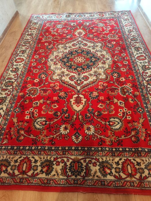 Ковры шерстяные.Срочно, торг уместен