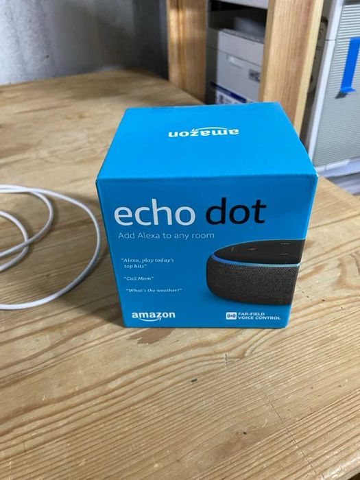Умная колонка Amazon Echo Dot