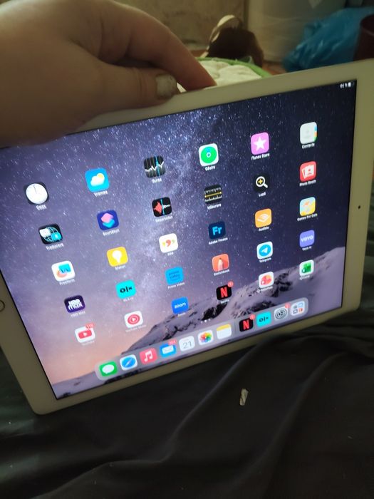 Vand tableta ipad 12.9 “