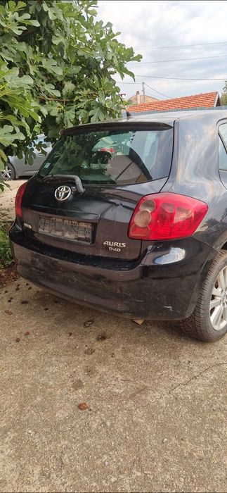Тойота Аурис  Toyota Auris 2009г.  2000куб. 126кс. D4D  ДИЗЕЛ НА ЧАСТИ