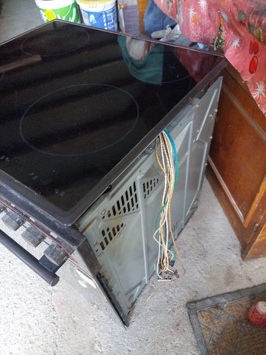 Set plită inducție și cuptor incorporabil electric  Siemens și Hota