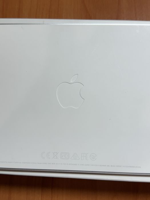 Клавиатура Apple (Magic Keyboard)