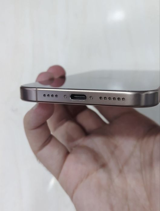 Iphone 16 pro max 256 talik