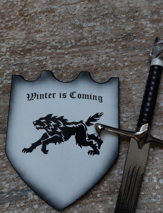 Vând sabie replica "Longclaw" John Snow