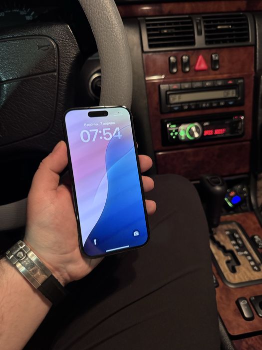 Iphone/Айфон 15 128GB хорошее состояние
