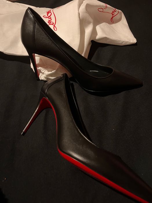Pantofi louboutin