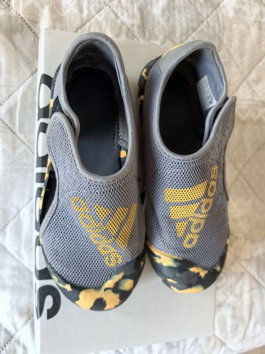 Детски сандали Adidas