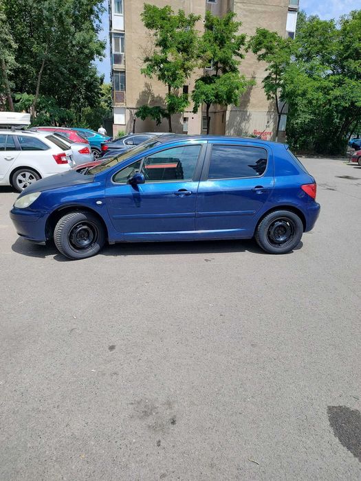PEUGEOT 307