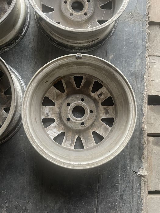 Диски от ауди в хорошем состояние