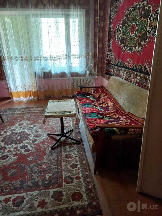 Сдам квартиру массив Эльбек  2-х комнатная. Рядом м. Ташкент