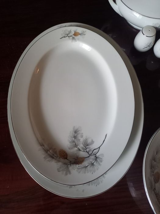 Столовый сервиз японский