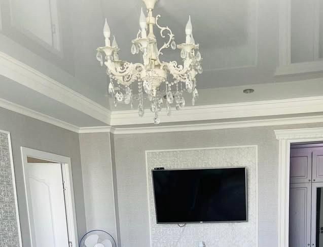 Продам люстры для квартиры или дома