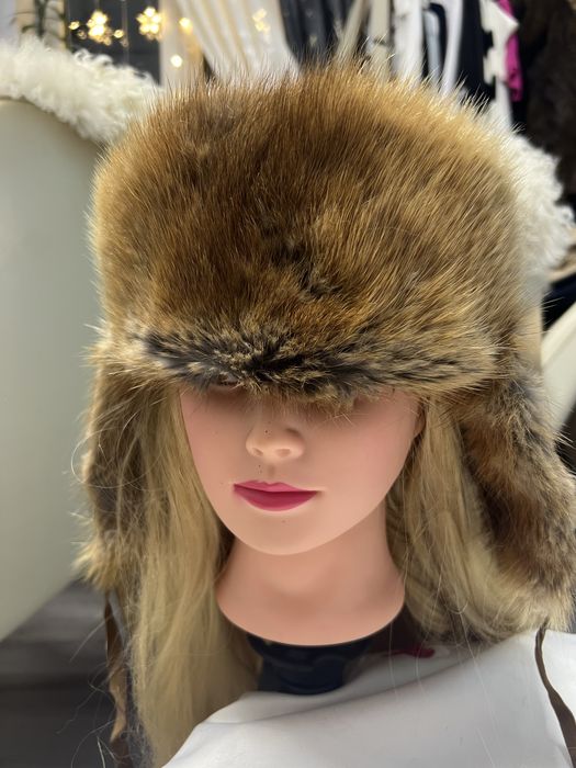 Caciula din blana naturala de vulpe