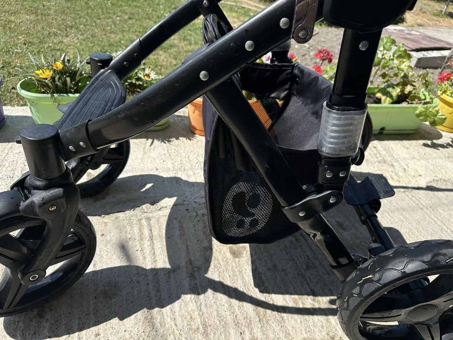 Бебешка комбинирана количка Lorelli Rimini String&Black