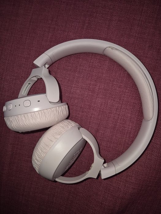 Vand casti JBL tune 660 NC roz