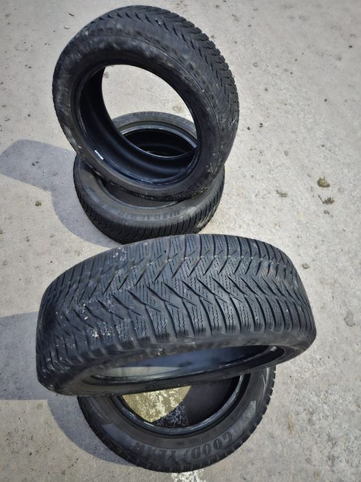 Vând cauciucuri iarna/vara