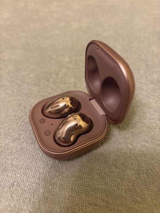 Casti samsung buds live