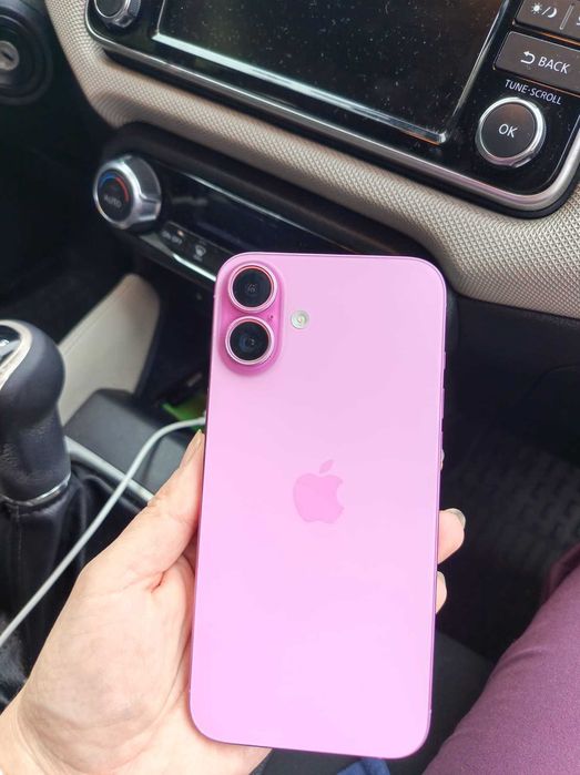 Vând I phone 16 Plus impecabil