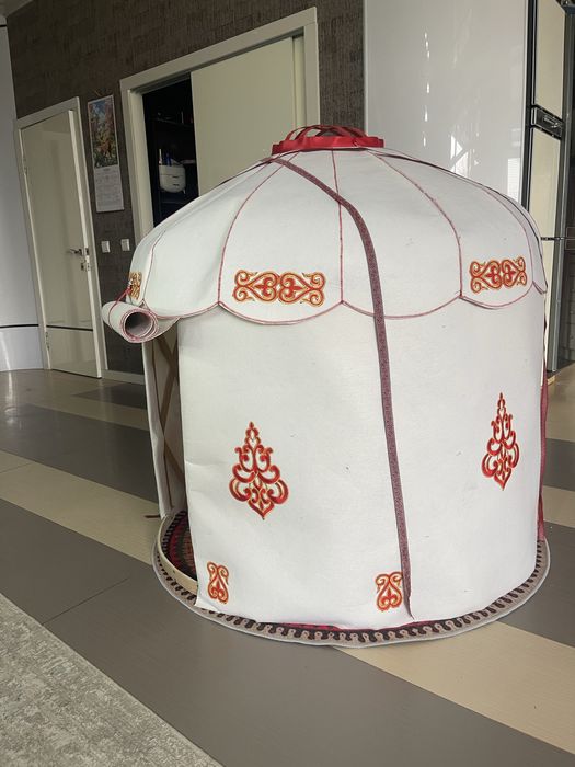 Пролам детскую ЮРТУ.
