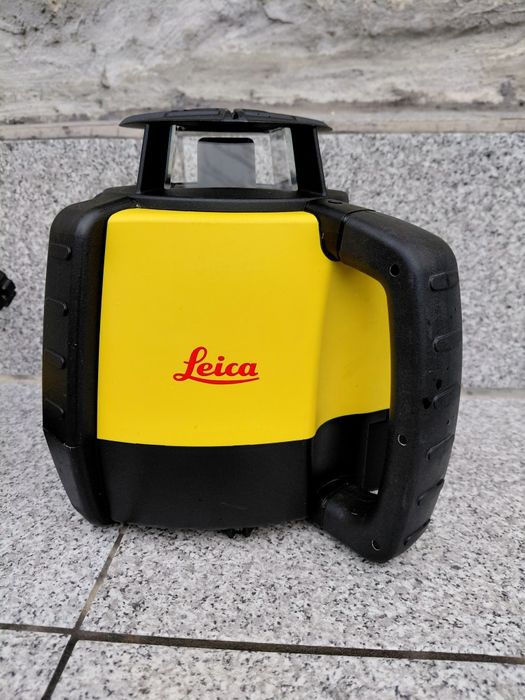Ротационен лазерен нивелир Leica Rugby 620