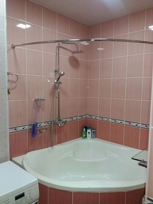 Срочно! Квартир на Юнусабад 17 квартал 3/1/5 общ пл 100м под офи!