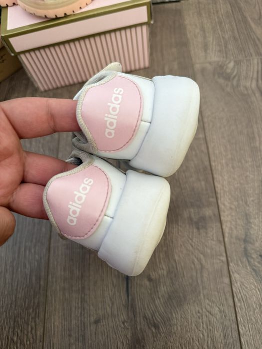 Обувки за момиче 21-22 н.