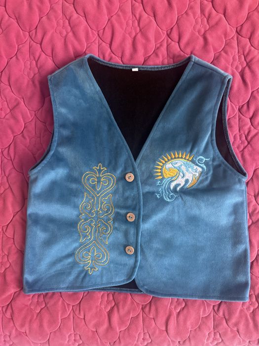 Жилет национальный , безрукавка