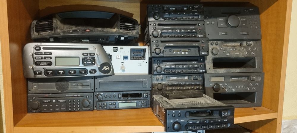 Casetofon navigatie player radio cd auto home cinema