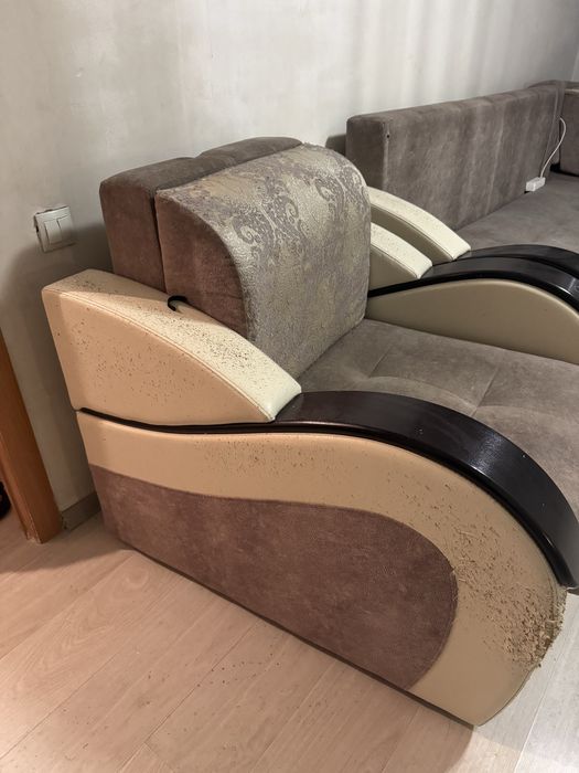 Продам диван и кресло