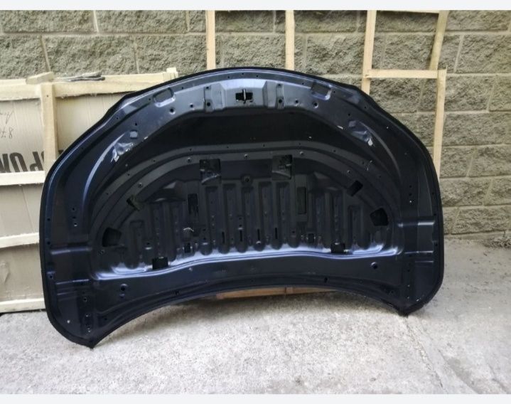 Продам   капот на Lexus' RX 350