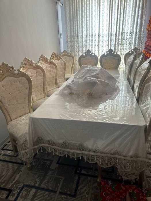 Stol stul sotiladi yangi xolatda ishlatilmagan pul zarur sotilyabdi