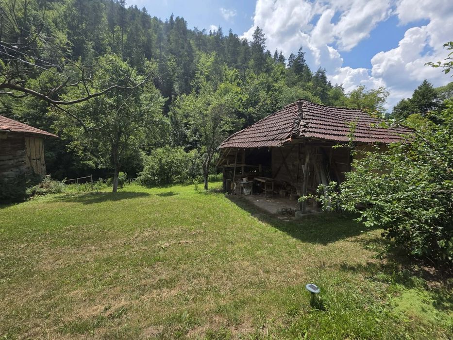 Продавам Къща в село Лява Река