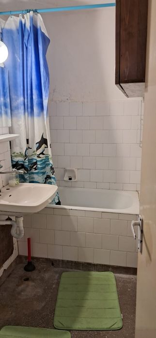 Vand apartament 4 camere, 80 m2, etaj 1,  M16.