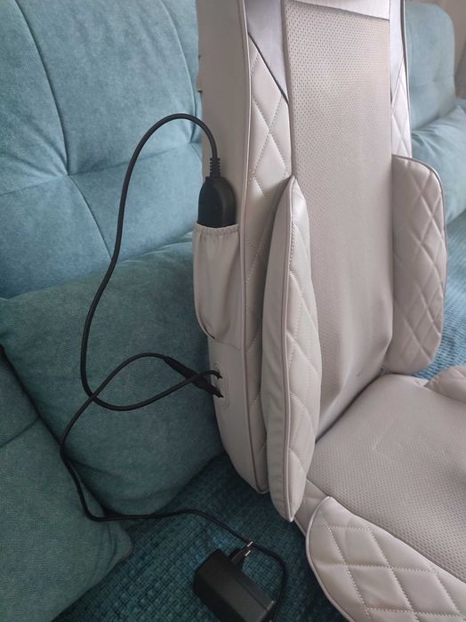 Продам массажное кресло