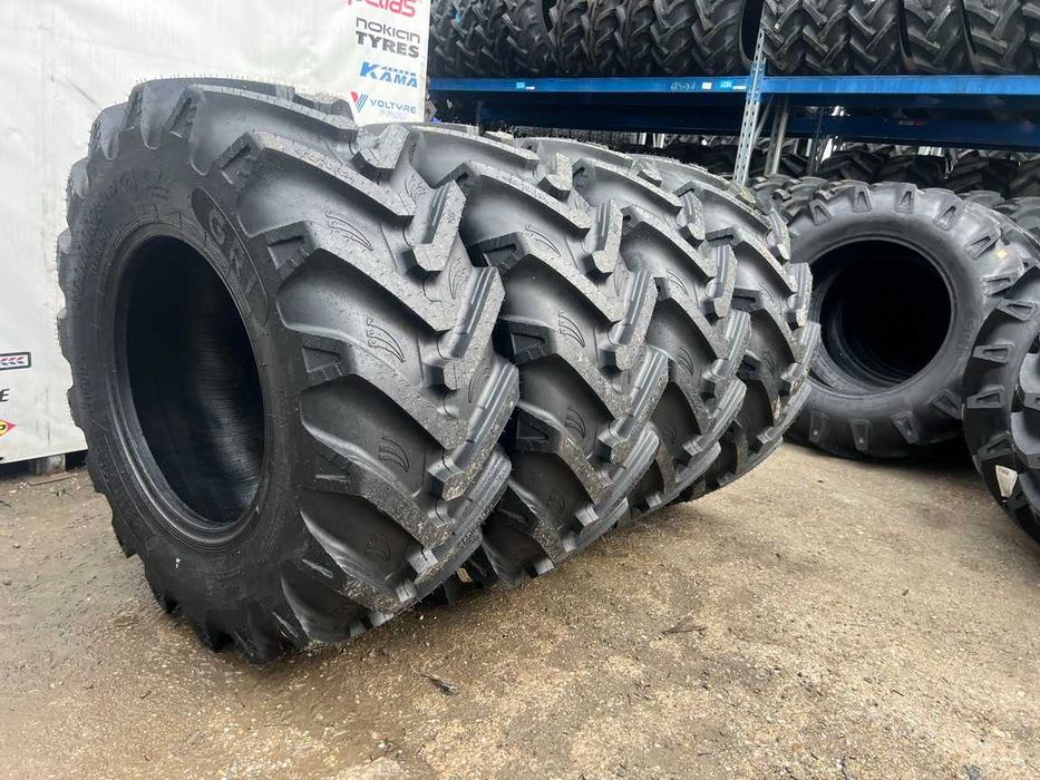 CAUCIUCURI NOI  pentru JCB 460/70R24 radiale marca GRI