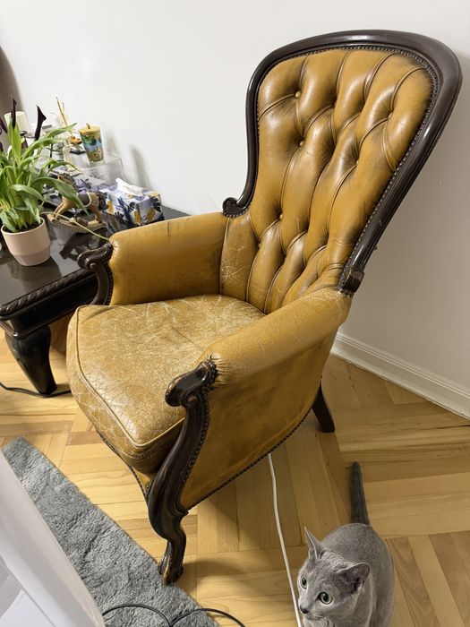 2 Fotolii Chesterfield originale - peste 100 ani - raritate - 3500 ron