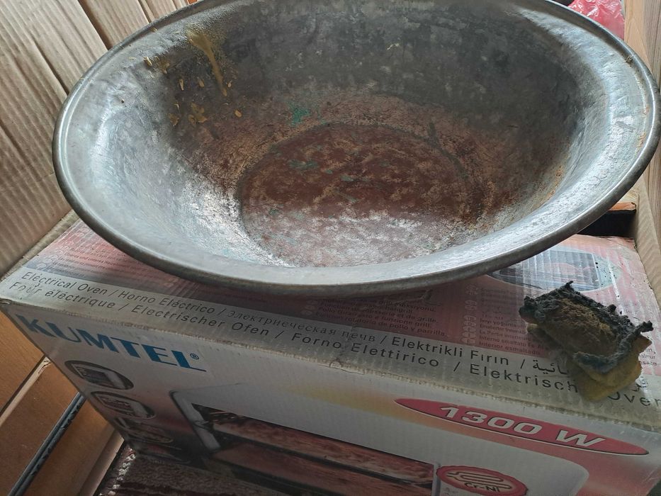 Антикварен голям меден леген калайдисан